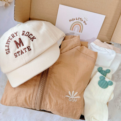 Little Explorer baby hamper – sporty zip-up romper, hat, socks, and mittens