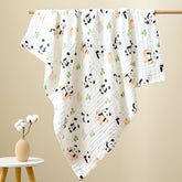 Organic Muslin Baby Swaddle - Baby Panda - Cadeaus